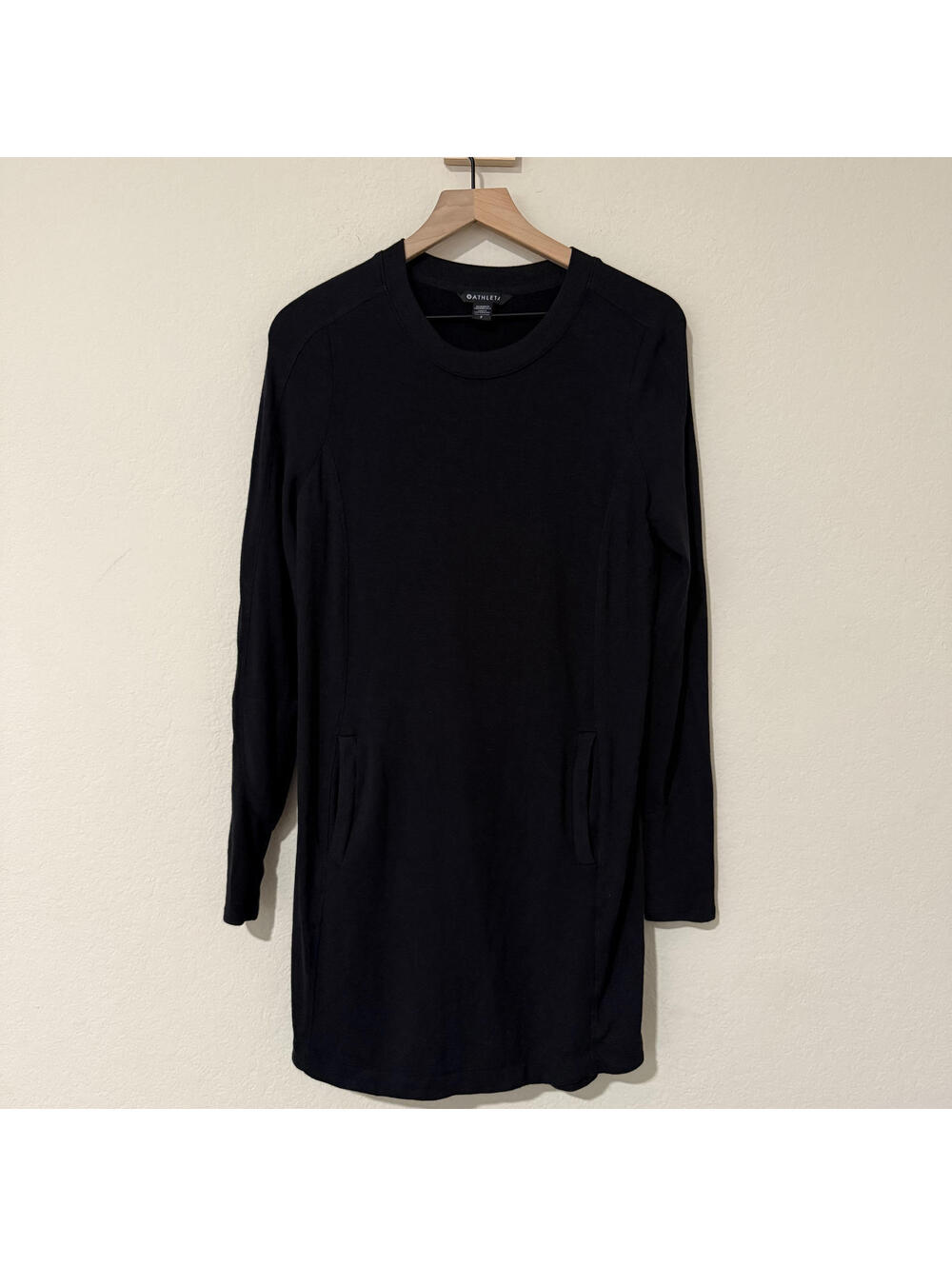 Athleta Shirt Women's S Black Long Sleeve Zip Pockets